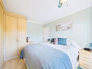 Photo 27- click for photo gallery